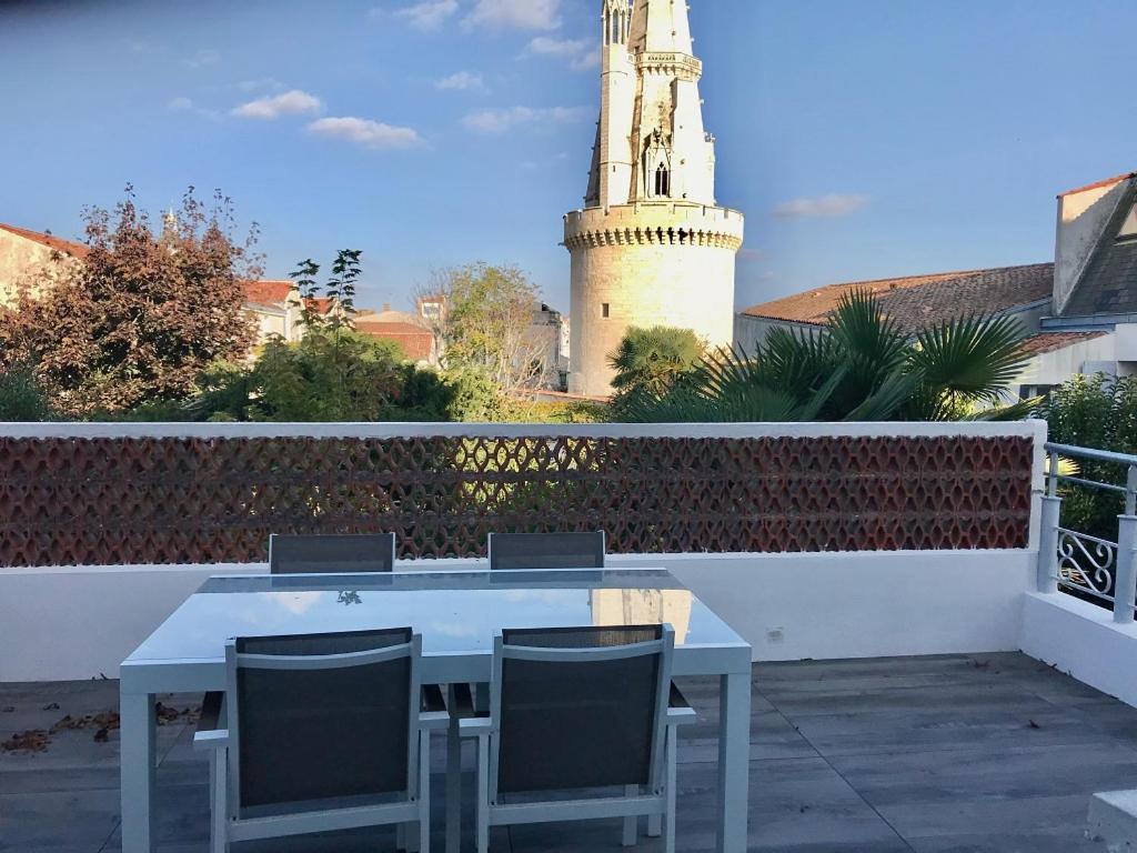 Vue Superbe Sur Tour De La Lanterne T2 Avec Terrasse Remparts 2 Διαμέρισμα Λα Ροσέλ Εξωτερικό φωτογραφία